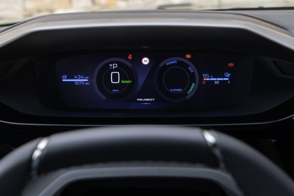 PEUGEOT_408TESTDRIVE_2478