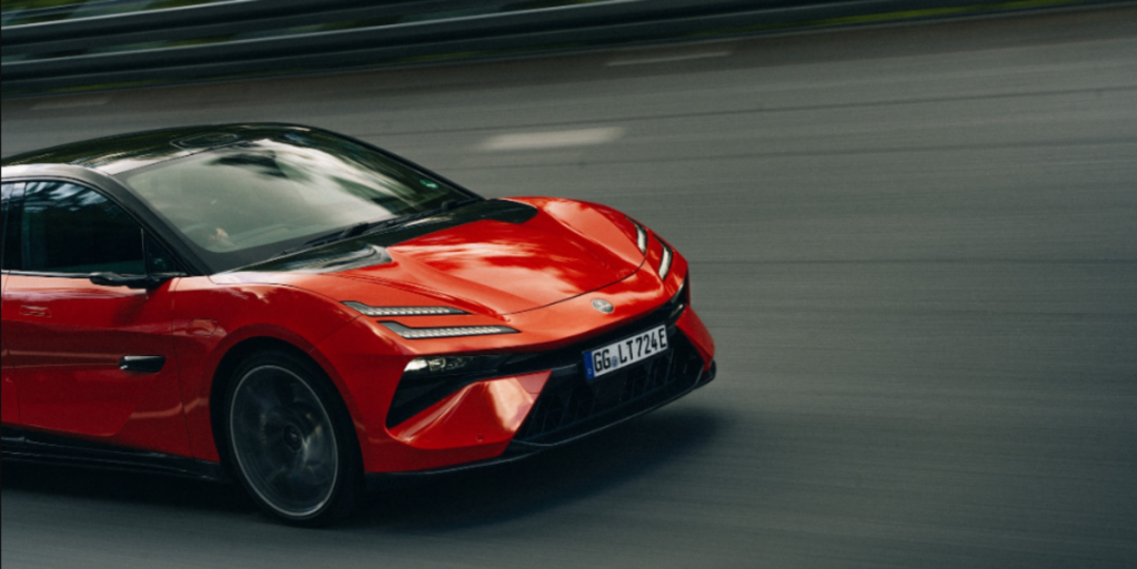 Lotus freiné par les batteries en Europe