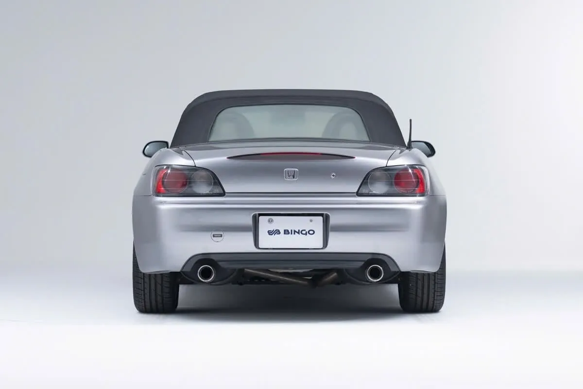 Avec 1000 kms au compteur, la Honda S2000 la plus préservée au monde est à vendre