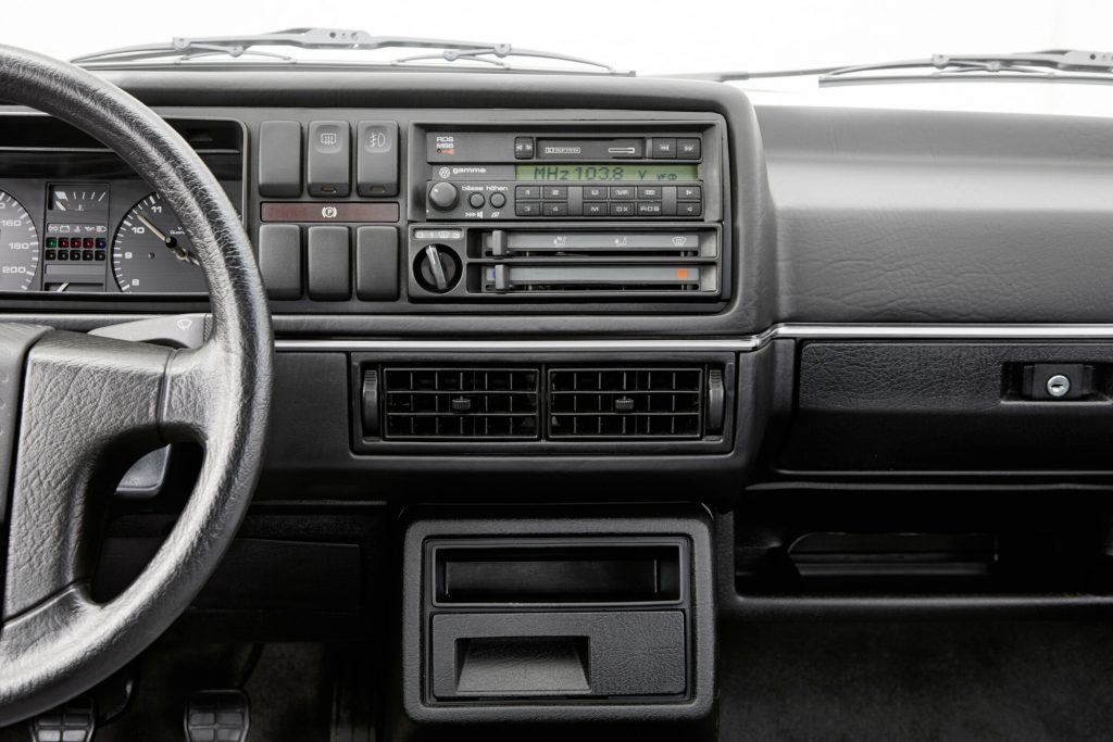 (C) Volkswagen