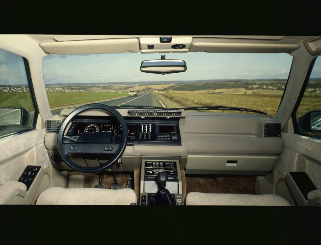 Renault Communication - Droits r&eacute;serv&eacute;s