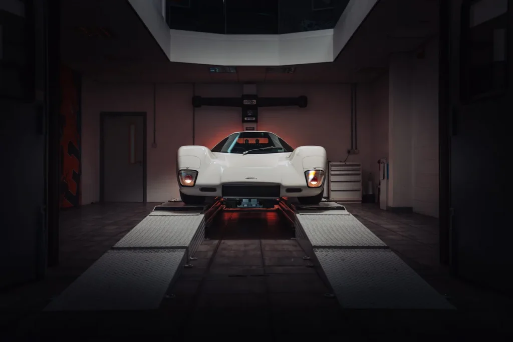 McLaren M6GT : la première voiture de route de la marque reconstruite à l'identique