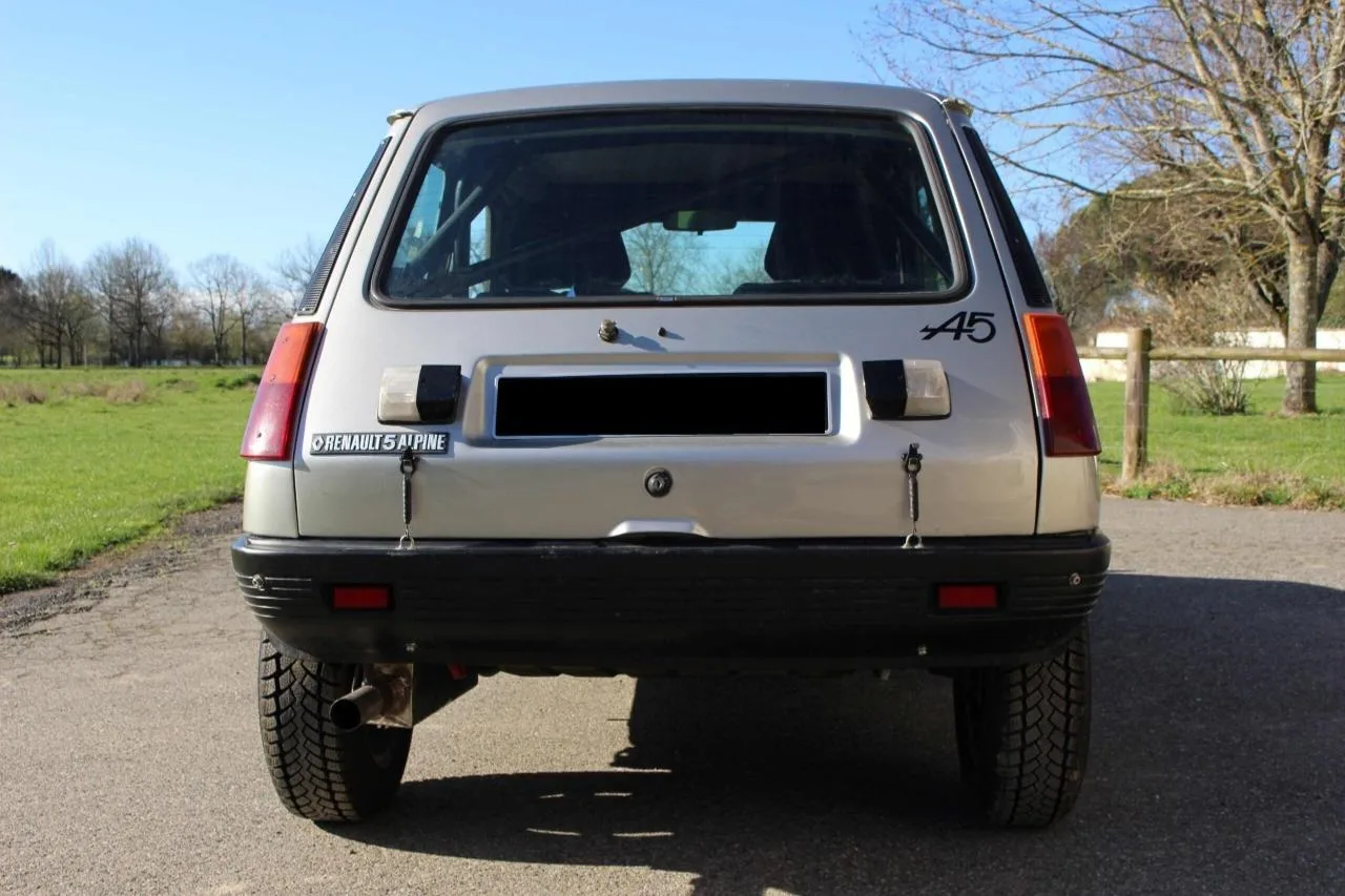 Renault 5 Alpine Coupe de France 1976 à vendre : une rarissime préparation Groupe 2 restaurée