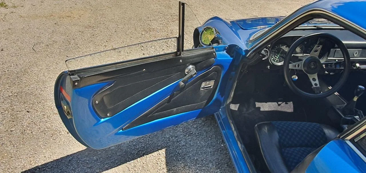 L’ancienne du jour : Alpine A110 1600 SX de 1977 en bleu d’origine rare sur le marché