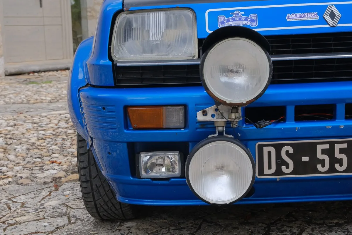 Renault 5 Alpine 1977 : un exemplaire préparé Groupe II à vendre aux enchères
