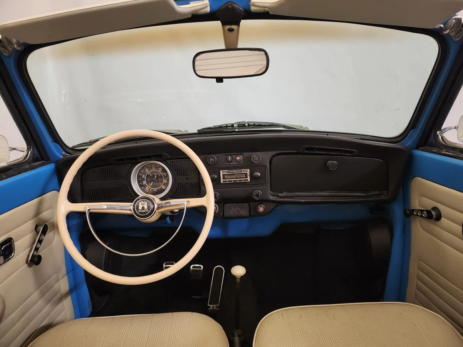 VW Coccinelle 1302 Cabriolet 1971 à vendre : une rescapée de Floride en carte grise collection