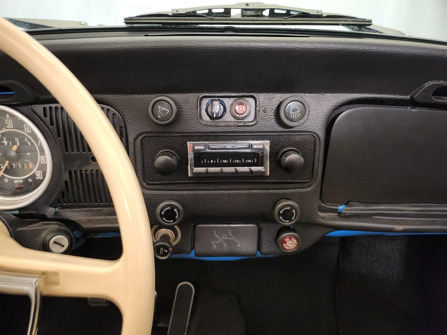 VW Coccinelle 1302 Cabriolet 1971 à vendre : une rescapée de Floride en carte grise collection
