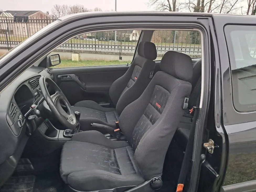 L’ancienne du jour : Volkswagen Golf 3 GTI de 1996 à vendre, une sportive populaire en état d'origine L’ancienne du jour : Volkswagen Golf 3 GTI de 1996 à vendre, une sportive populaire en état d'origine
